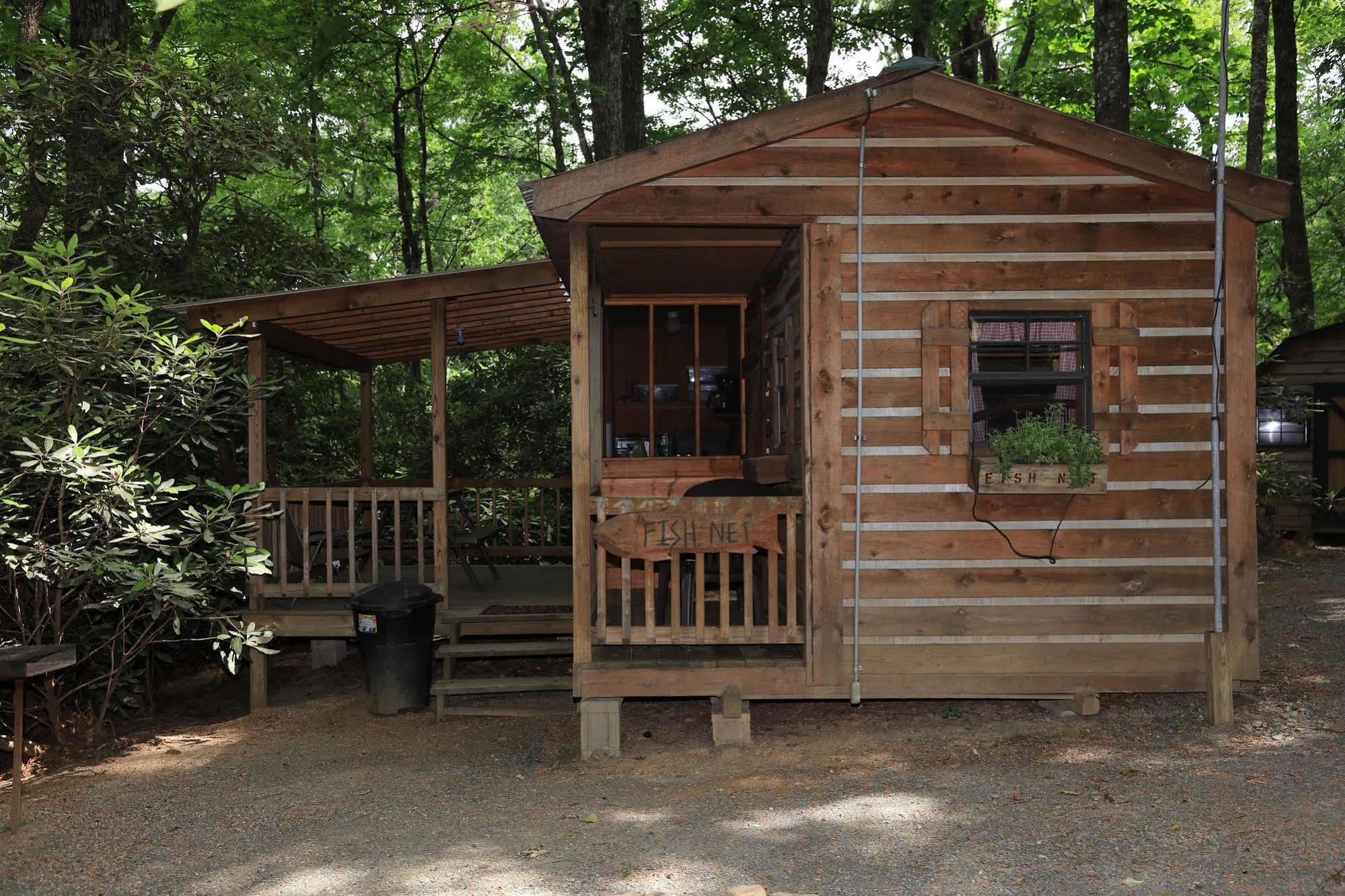 Linville Falls Campground, Rv Park, And Cabins Bagian luar foto