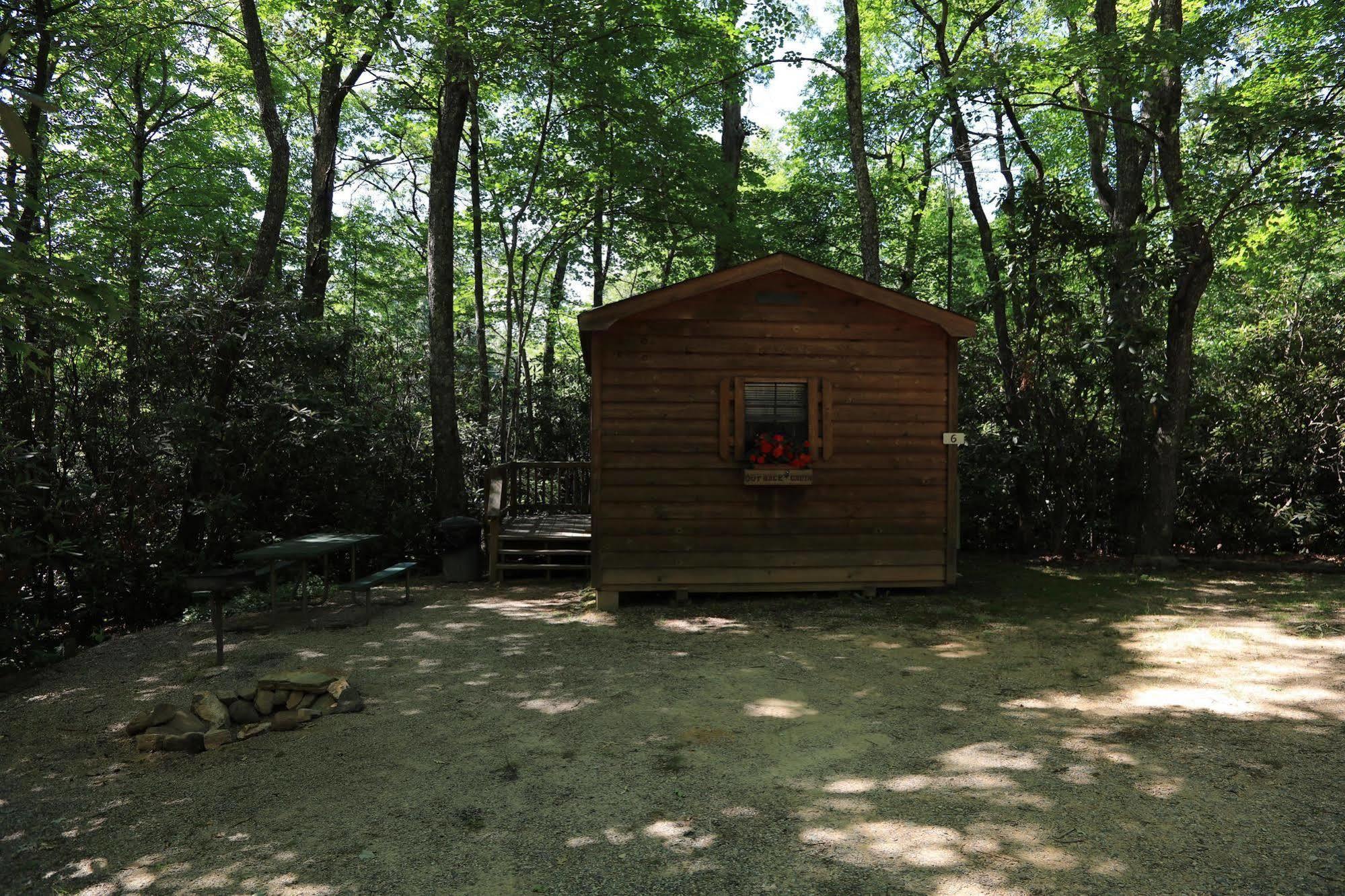 Linville Falls Campground, Rv Park, And Cabins Bagian luar foto