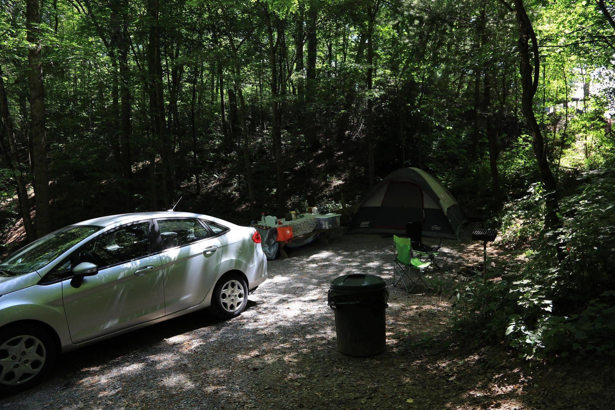 Linville Falls Campground, Rv Park, And Cabins Bagian luar foto