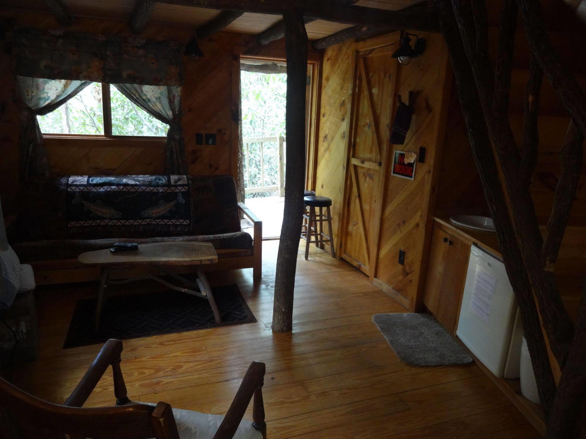 Linville Falls Campground, Rv Park, And Cabins Bagian luar foto