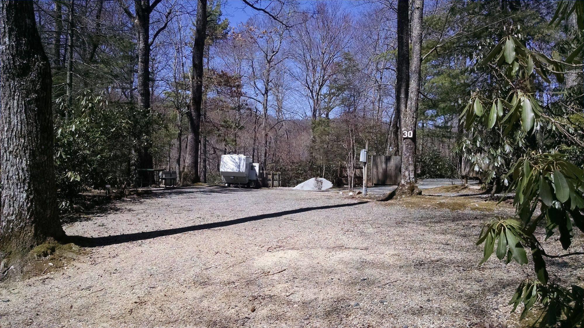 Linville Falls Campground, Rv Park, And Cabins Bagian luar foto