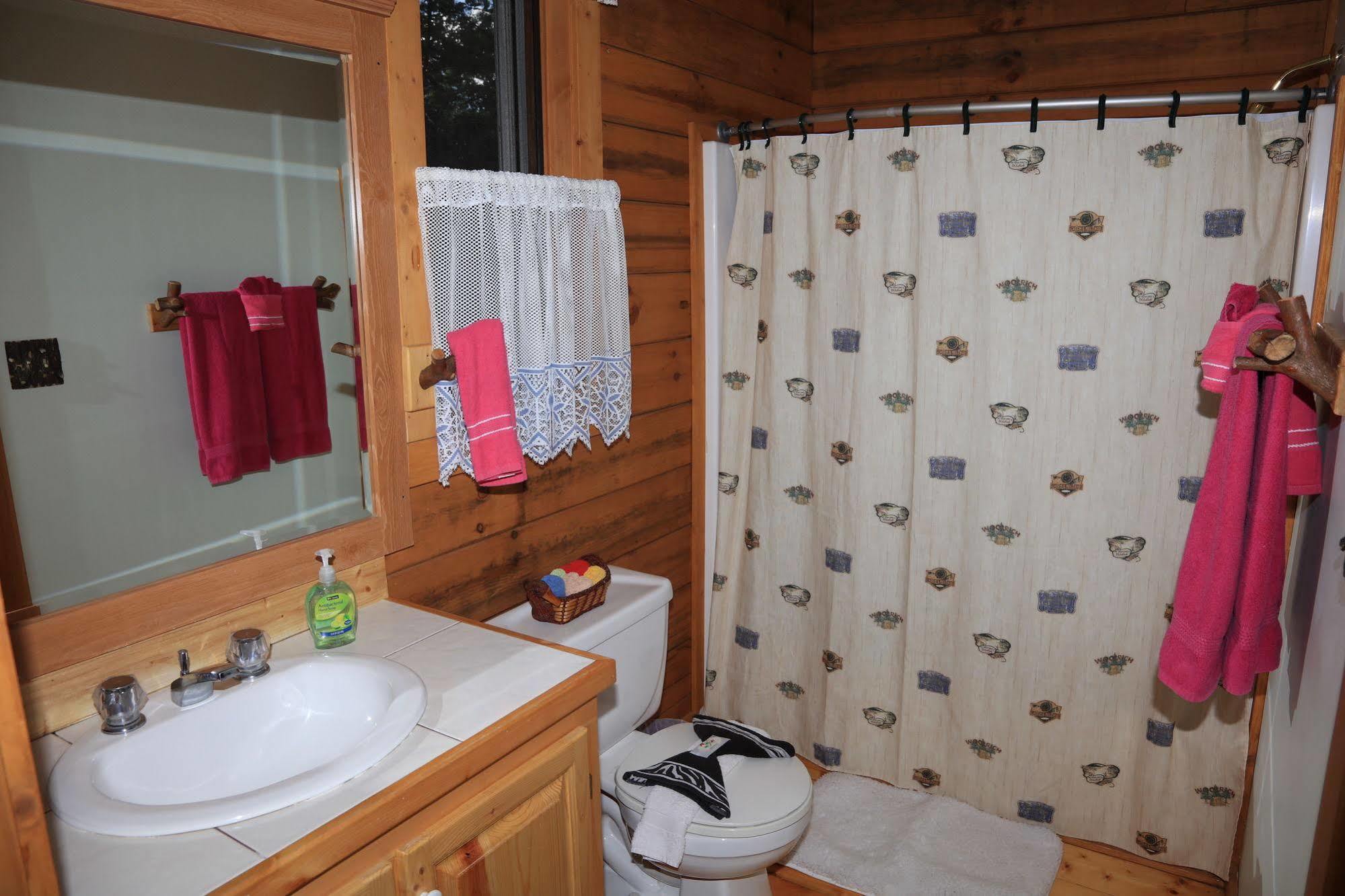Linville Falls Campground, Rv Park, And Cabins Bagian luar foto