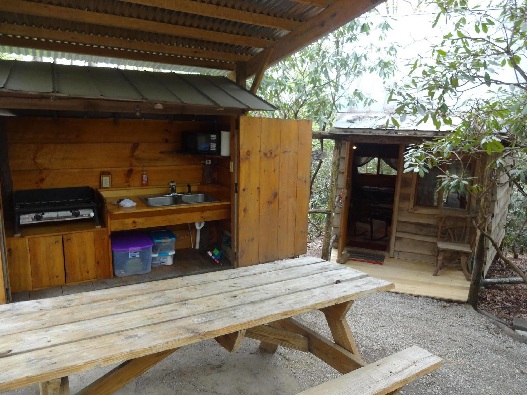 Linville Falls Campground, Rv Park, And Cabins Bagian luar foto