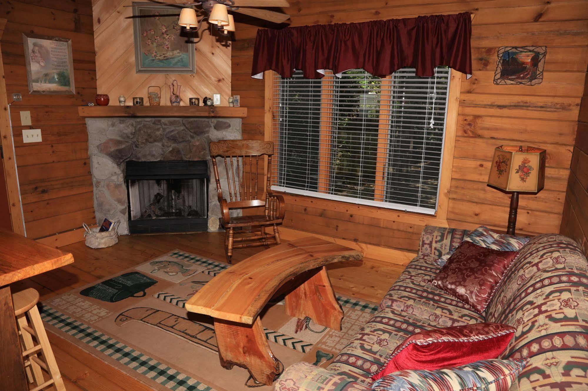 Linville Falls Campground, Rv Park, And Cabins Bagian luar foto