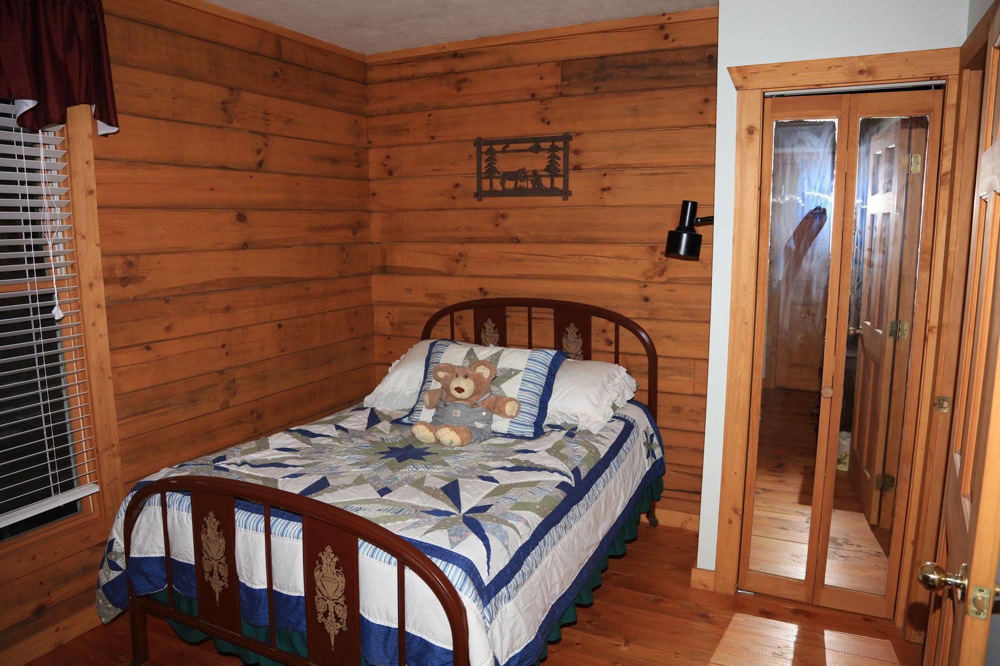 Linville Falls Campground, Rv Park, And Cabins Bagian luar foto